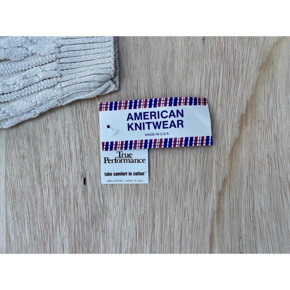 True Performance Beige Knitted Long Sleeve Sweater V-Neck NBA Merch Size Large - Picture 4 of 5